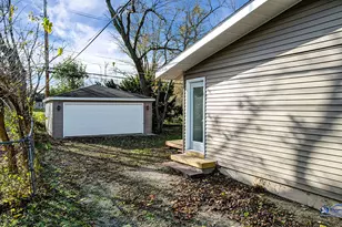 [Address not provided], McHenry, IL 60050 - Photo 17