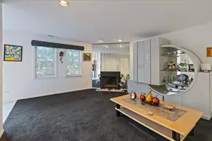 4757 Howard St, Skokie, IL 60076 - Photo 11