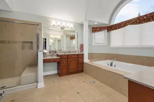 3111 Landore Dr, Naperville, IL 60564 - Photo 15