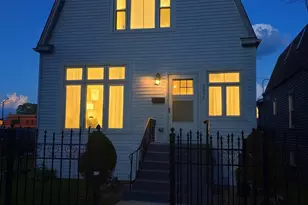 5657 N Parkside Ave, Chicago, IL 60646 - Photo 3