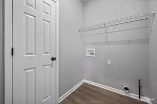 621 Stearn Dr, Genoa, IL 60135 - Photo 9