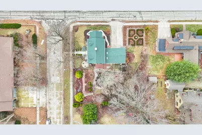 812 W Delaware Avenue, Urbana, IL 61801 - Photo 87