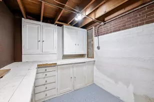 812 W Delaware Ave, Urbana, IL 61801 - Photo 45