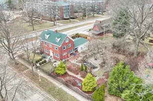 812 W Delaware Ave, Urbana, IL 61801 - Photo 81