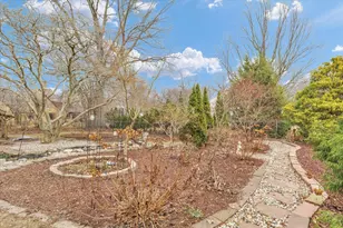 812 W Delaware Ave, Urbana, IL 61801 - Photo 67