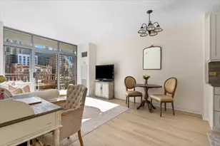 [Address not provided], Chicago, IL 60654 - Photo 3