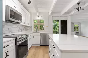 1860 Sherman Ave, Evanston, IL 60201 - Photo 9