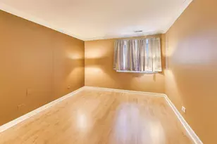 1243 E Baldwin Ln, Palatine, IL 60074 - Photo 11