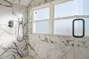 5525 W Berenice Ave, Chicago, IL 60641 - Photo 17