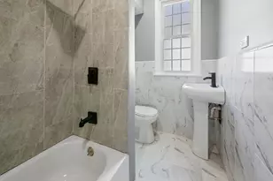 4251 N Lawndale Ave, Chicago, IL 60618 - Photo 9