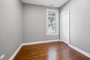 4251 N Lawndale Ave, Chicago, IL 60618 - Photo 7