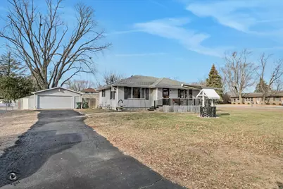 390 N Washington Street, Coal City, IL 60416 - Photo 3