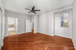 2327 W Wolfram St, Chicago, IL 60618 - Photo 13