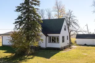 7035 E Scully Rd, Gardner, IL 60424 - Photo 9