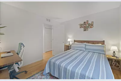 335 W Evergreen Avenue, Chicago, IL 60610 - Photo 15