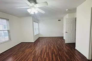2745 Borkshire Ln, Aurora, IL 60502 - Photo 13