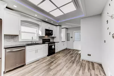 7806 W 83rd Street, Bridgeview, IL 60455 - Photo 9