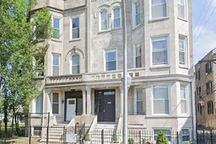 438 E 49th St, Chicago, IL 60615 - Photo 1