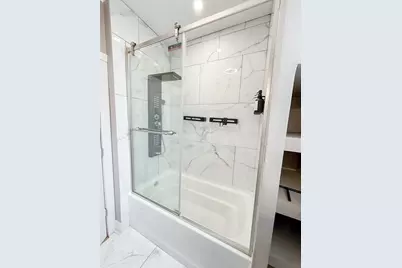 438 E 49th Street #3, Chicago, IL 60615 - Photo 9