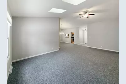 1020 Bertram Drive #17-1, Freeport, IL 61032 - Photo 3