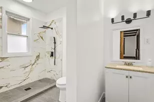 1516 S 5th St, Rockford, IL 61104 - Photo 13