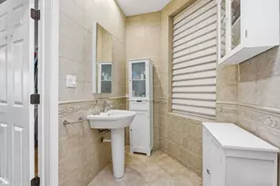 3810 N Fremont St, Chicago, IL 60613 - Photo 19