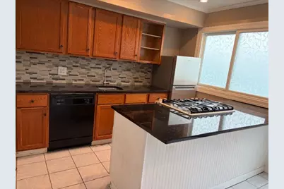 [Address not provided], Hoffman Estates, IL 60169 - Photo 11