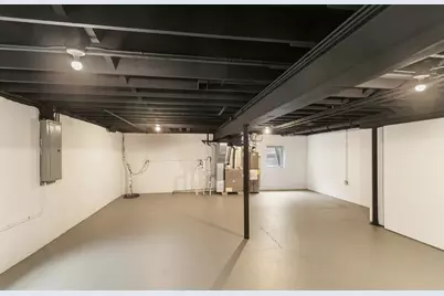 22429 Karlov Avenue, Richton Park, IL 60471 - Photo 23