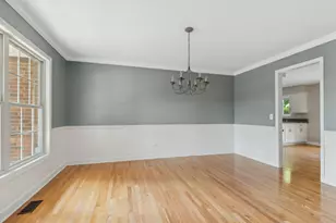 1205 Brian Cir, Libertyville, IL 60048 - Photo 7