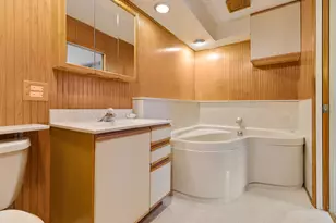 851 Crest Ave, Elk Grove Village, IL 60007 - Photo 13