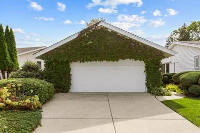 851 Crest Avenue, Elk Grove Village, IL 60007 - Photo 19