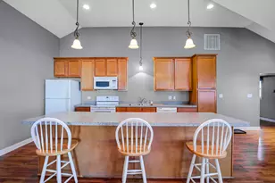 4320 W 99th Pl, Oak Lawn, IL 60453 - Photo 5