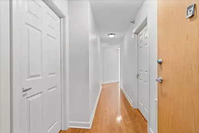 9360 Skokie Boulevard #517, Skokie, IL 60077 - Photo 5