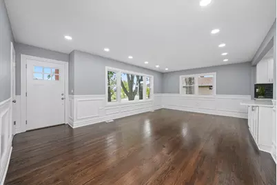 9624 W Shore Drive, Oak Lawn, IL 60453 - Photo 3