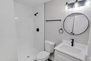 28W555 Leverenz Rd, Naperville, IL 60564 - Photo 9