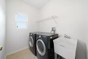 402 Marshall Ash St, Bolingbrook, IL 60490 - Photo 9