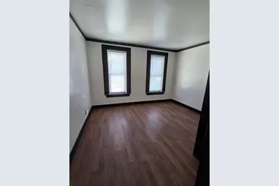 525 S Lasalle Street, Aurora, IL 60505 - Photo 3