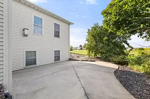 1 Arc St, Wenona, IL 61377 - Photo 45