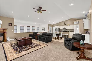 1 Arc St, Wenona, IL 61377 - Photo 5