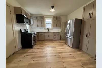 335 North Avenue, Sycamore, IL 60178 - Photo 7