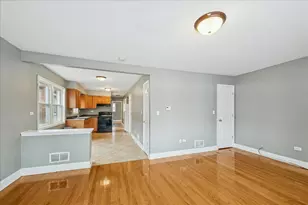 11709 S Peoria St, Chicago, IL 60643 - Photo 3
