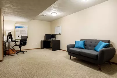 2501 Meadow View Lane, Rockford, IL 61102 - Photo 35