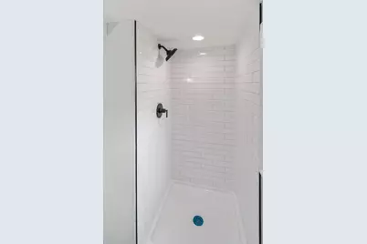 242 S Harper Avenue, Glenwood, IL 60425 - Photo 11