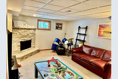 605 Dorchester Court, Naperville, IL 60565 - Photo 23