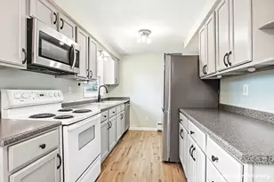 5703 Fox Lake Rd, McHenry, IL 60051 - Photo 3