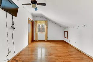 53 W Tam O Shanter Dr, Crete, IL 60417 - Photo 25