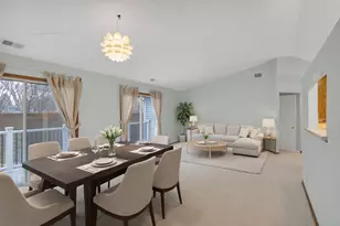 1505 Commodore Ct, Schaumburg, IL 60193 - Photo 5