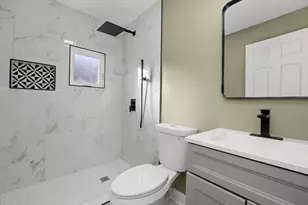 11348 S Stewart Ave, Chicago, IL 60628 - Photo 17