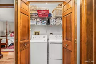 1712 Coach Dr, Naperville, IL 60565 - Photo 19