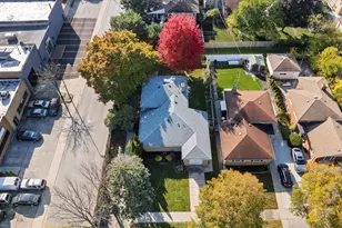 3801 W Sherwin Ave, Lincolnwood, IL 60712 - Photo 23